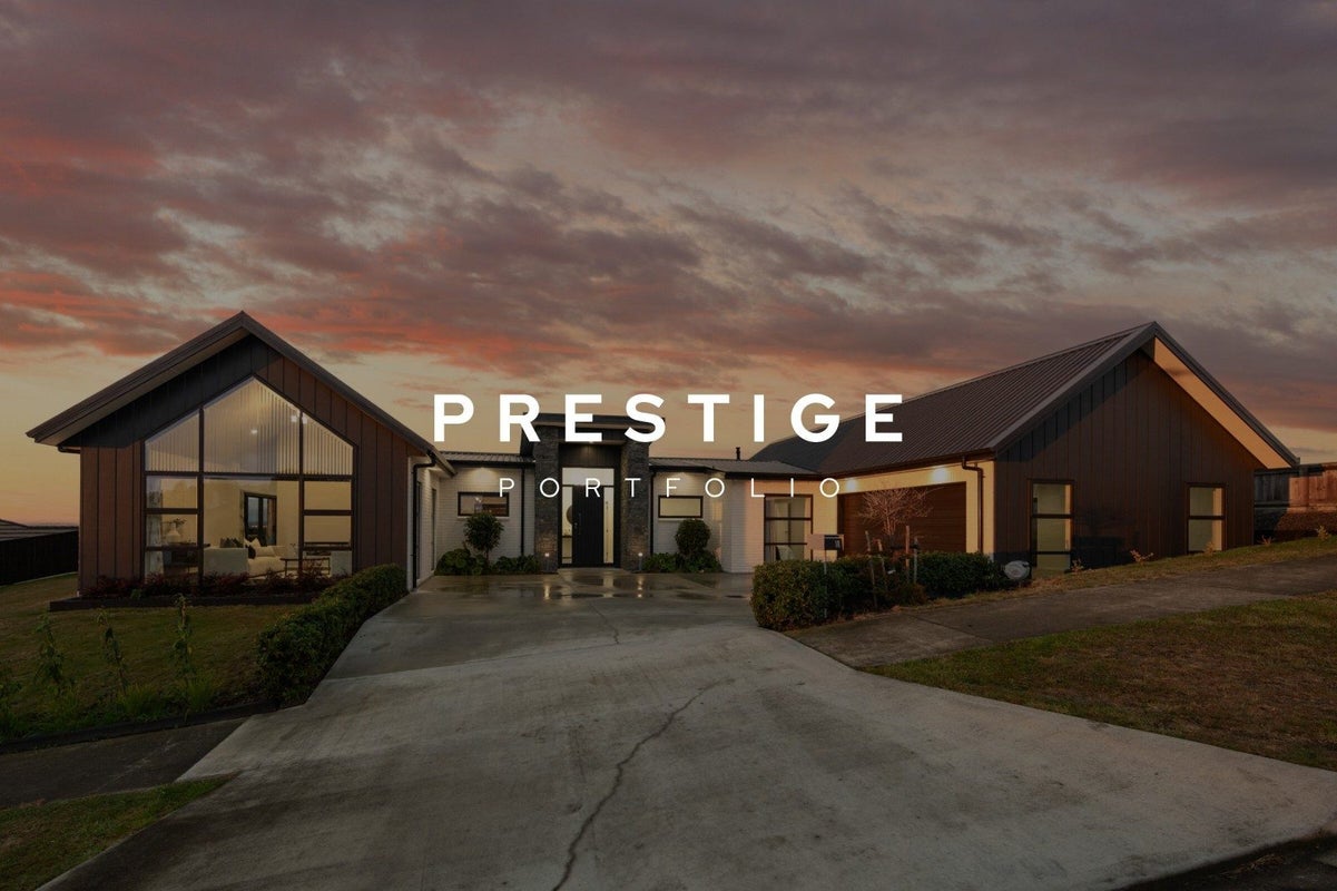 18 Vaucluse Heights, Fitzherbert, Palmerston North - Carousel 1