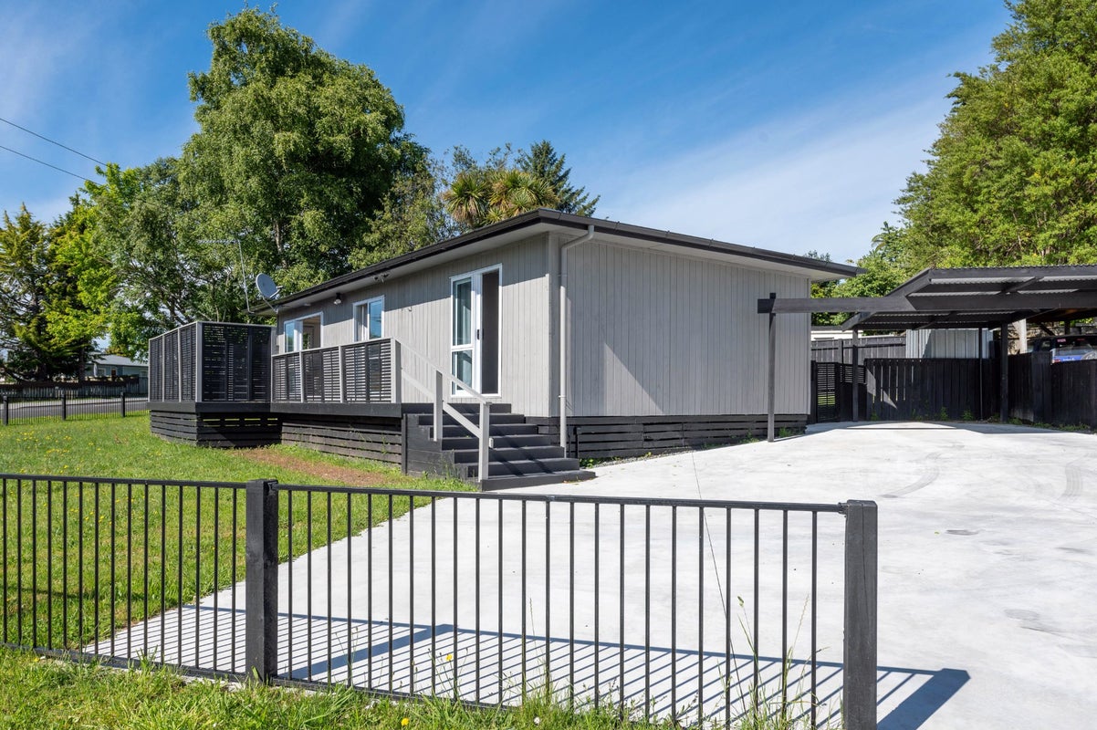 1B Gordon Road, Western Heights, Rotorua - Carousel 1
