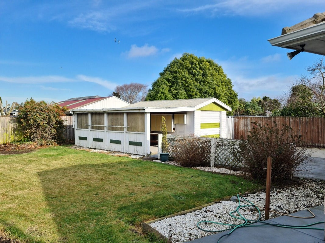 33 Warren Crescent, Hillmorton, Christchurch - Carousel 8