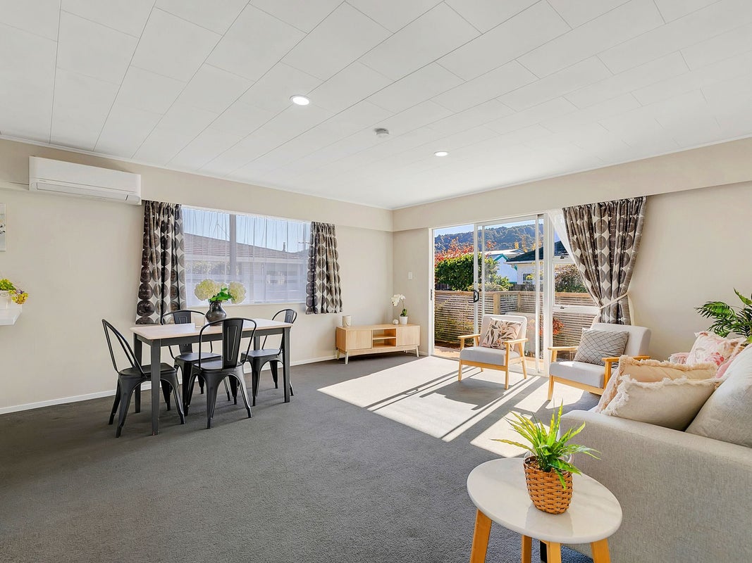 2/53 Ebdentown ST, Ebdentown, Upper Hutt - Carousel 2