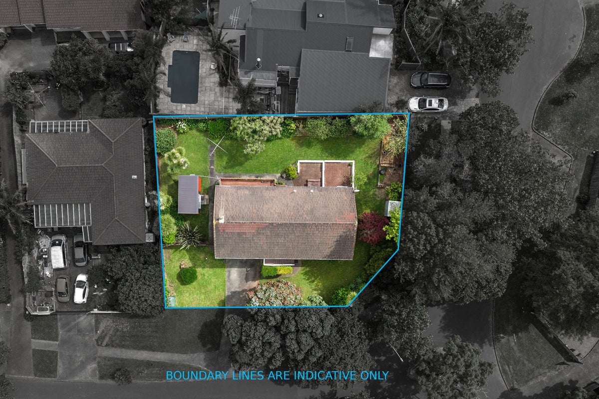 70 Kurnell Drive, Botany Downs, Auckland - Carousel 2