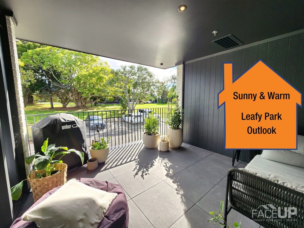 2/194 Buckley Avenue, Hobsonville, Auckland - Carousel 1