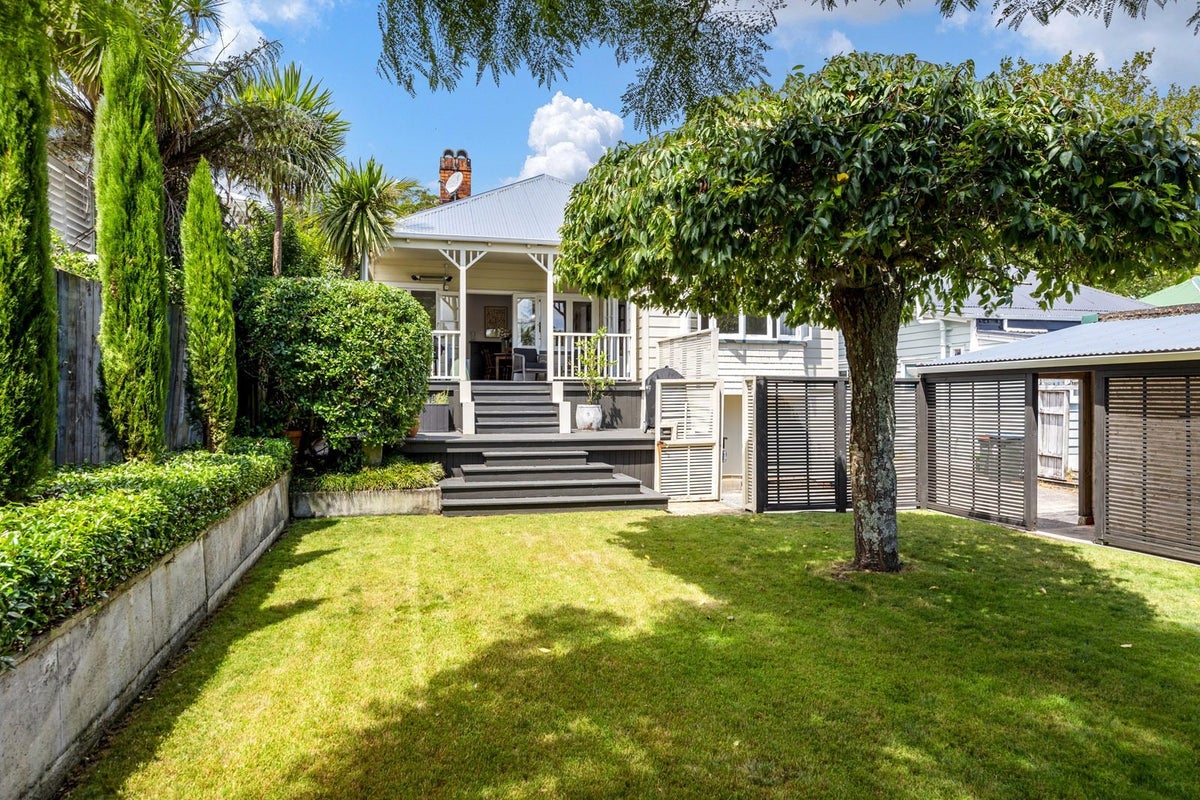 3 Pentland Avenue, Mount Eden, Auckland - Carousel 2
