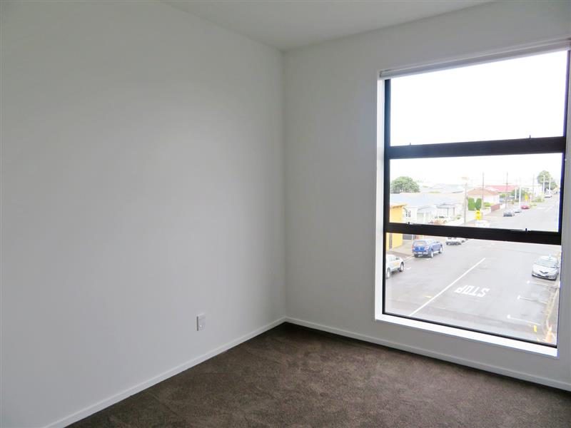 204/321 Jackson Street, Petone, Lower Hutt - Carousel 17