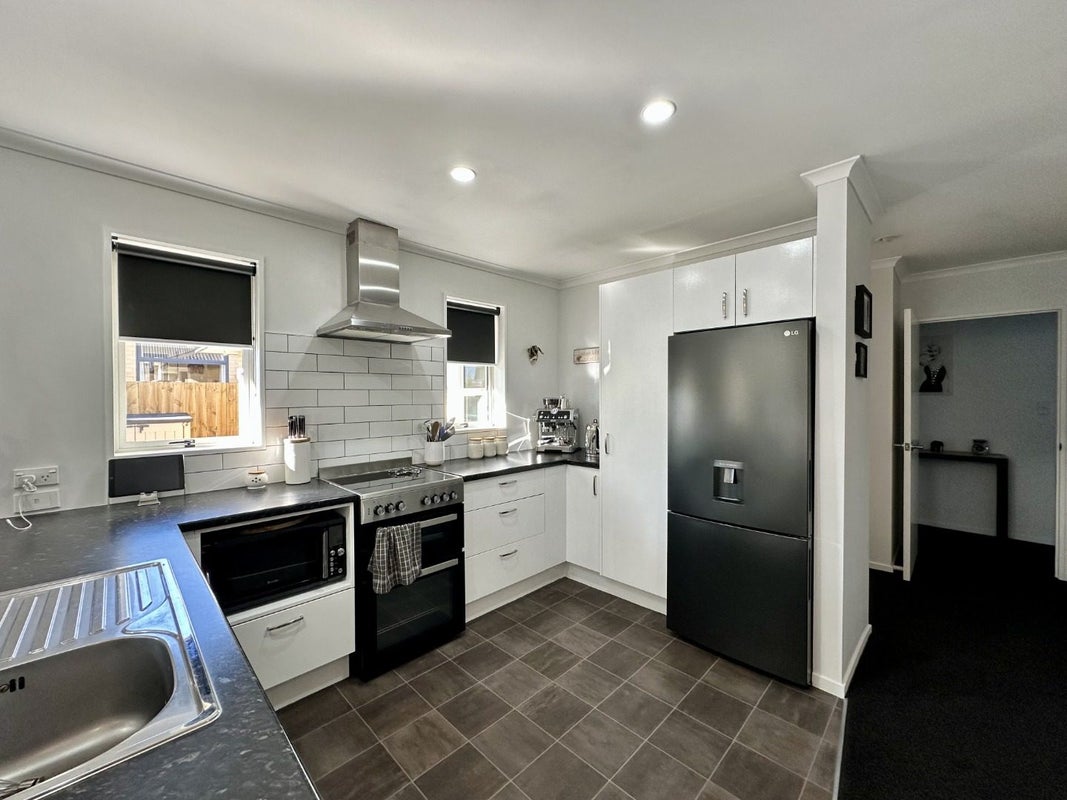24C Grey Street, Glenholme, Rotorua - Carousel 2
