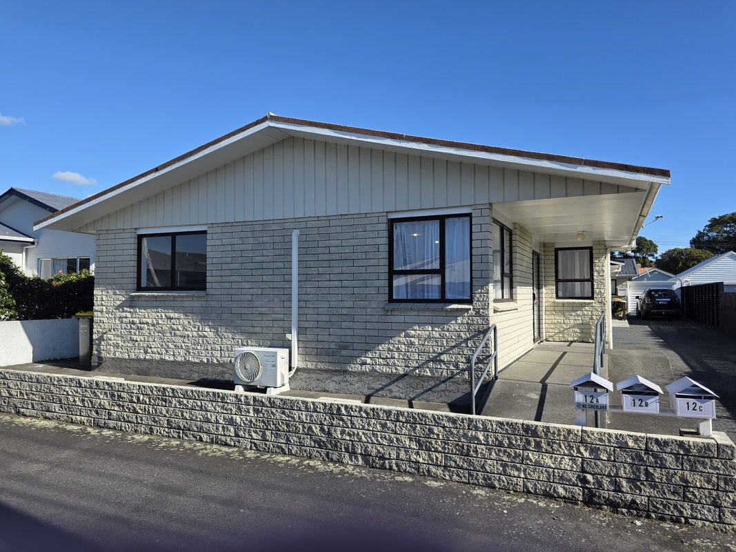 1/12 Darnell Street, Fitzroy, New Plymouth - Carousel 1