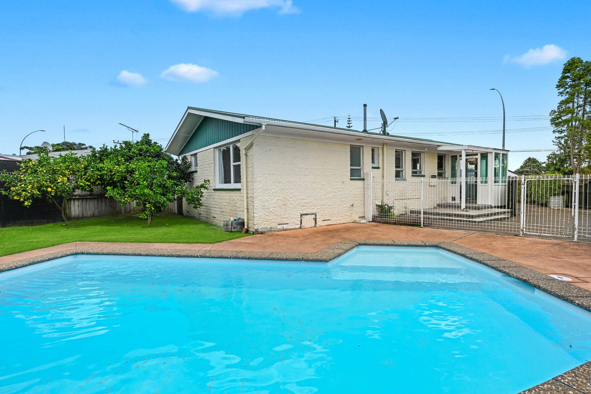 178 Pukete Road, Pukete, Hamilton - Carousel 1