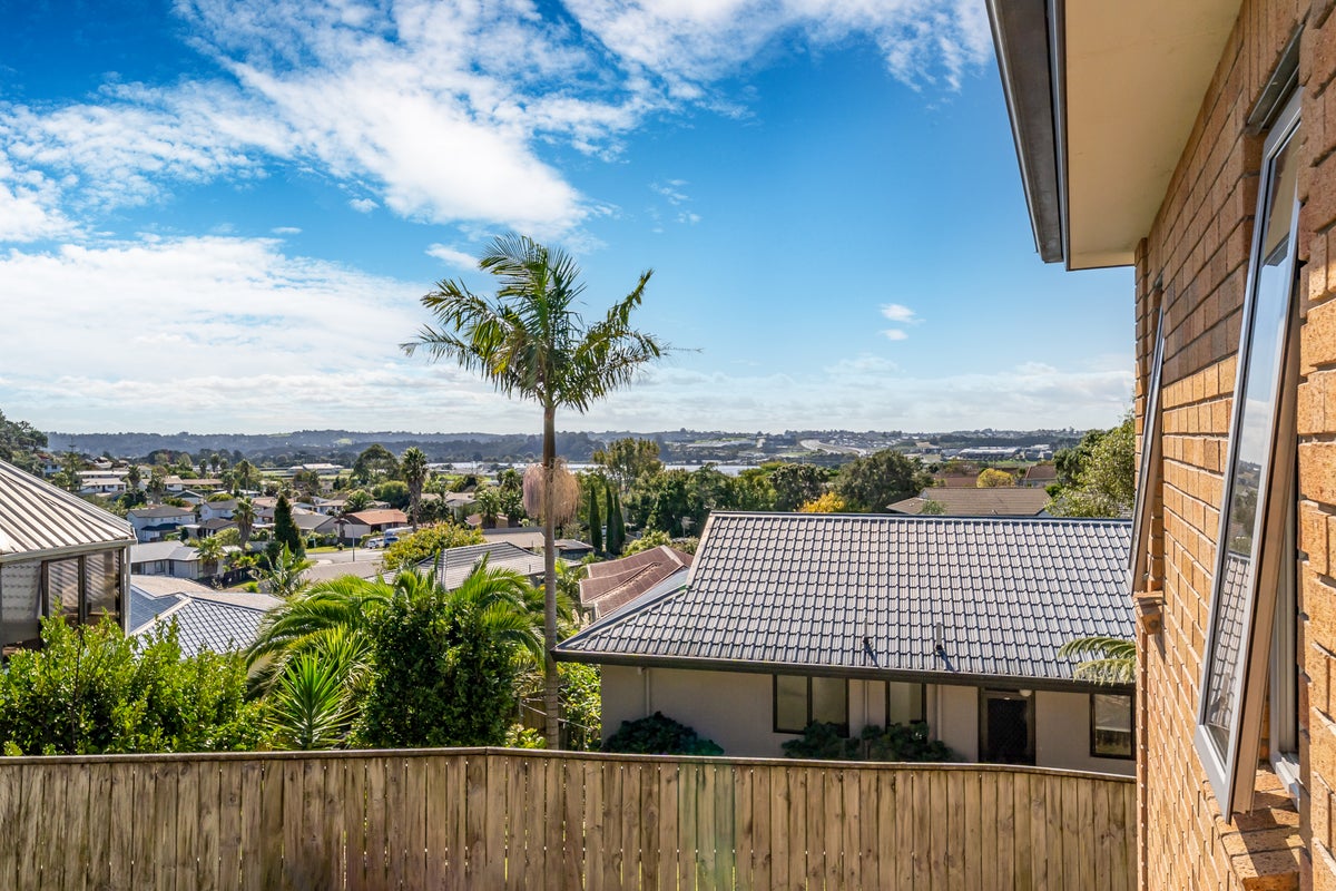 20 Exeter Place, Unsworth Heights, Auckland - Carousel 2