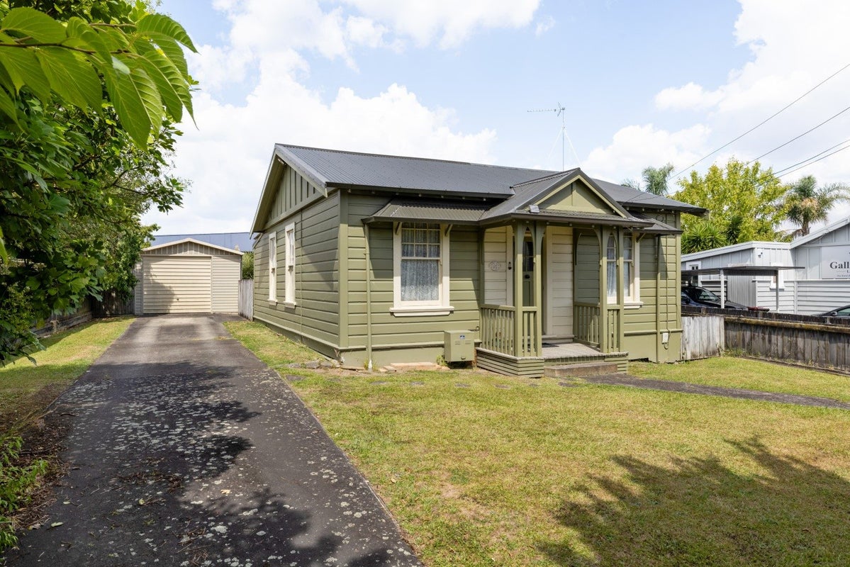31 Rifle Range Road, Dinsdale, Hamilton - Carousel 1