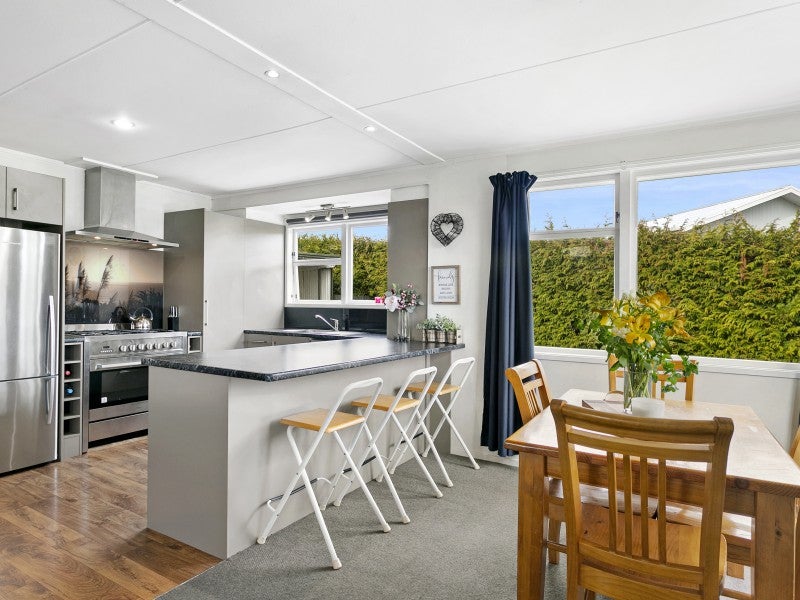 70 Richmond Avenue, Richmond Heights, Taupo - Carousel 1
