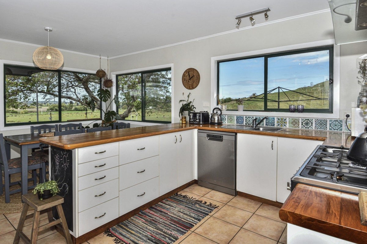 271 Awamate Road, Frasertown, Wairoa - Carousel 2