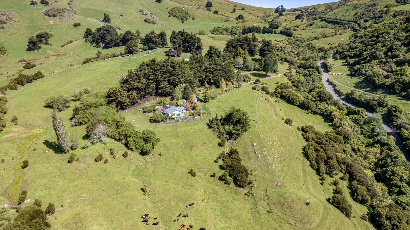 160 Little Akaloa Road, Little Akaloa, Akaroa - Carousel 1