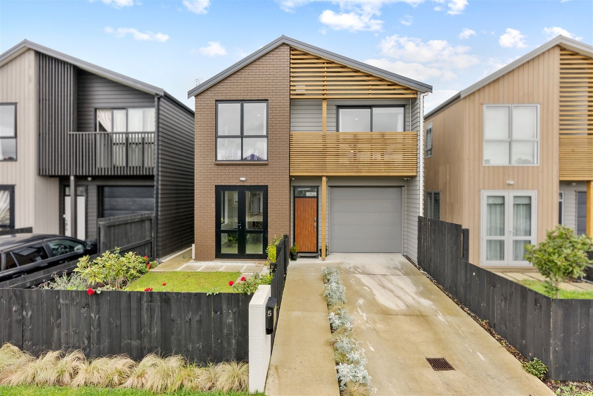 5 Turehu Road, Papakura, Papakura - Carousel 17