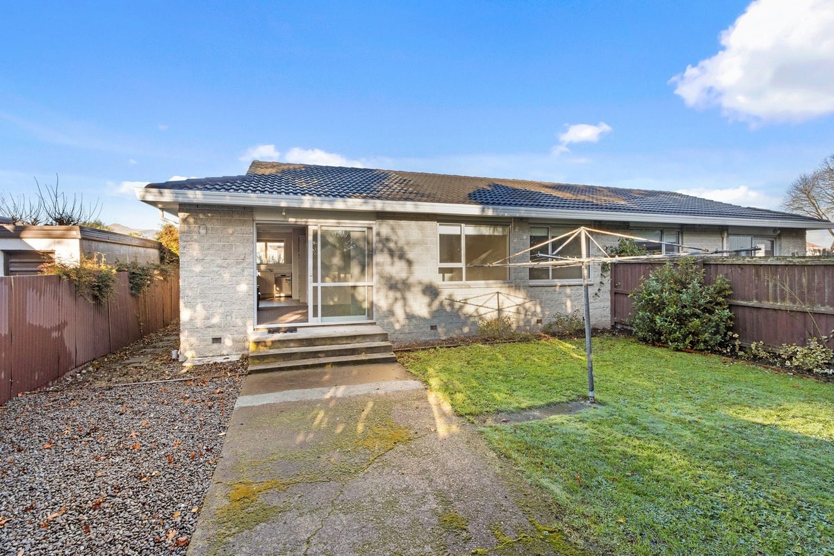 3/38 Vienna Street, Waltham, Christchurch - Carousel 1