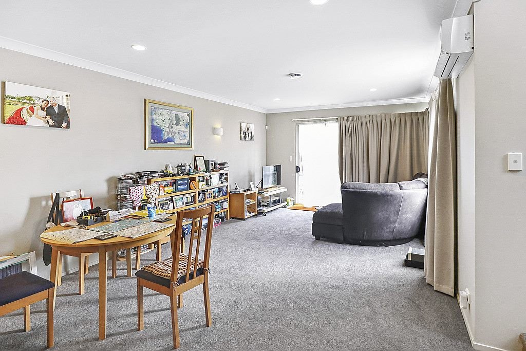 7 Asics Drive, Favona, Auckland - Carousel 2