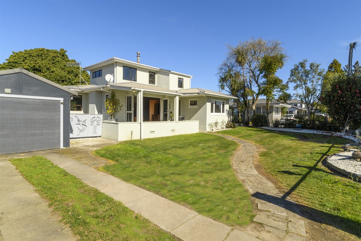 24 Botanical Road, Tauranga South, Tauranga - Carousel 1