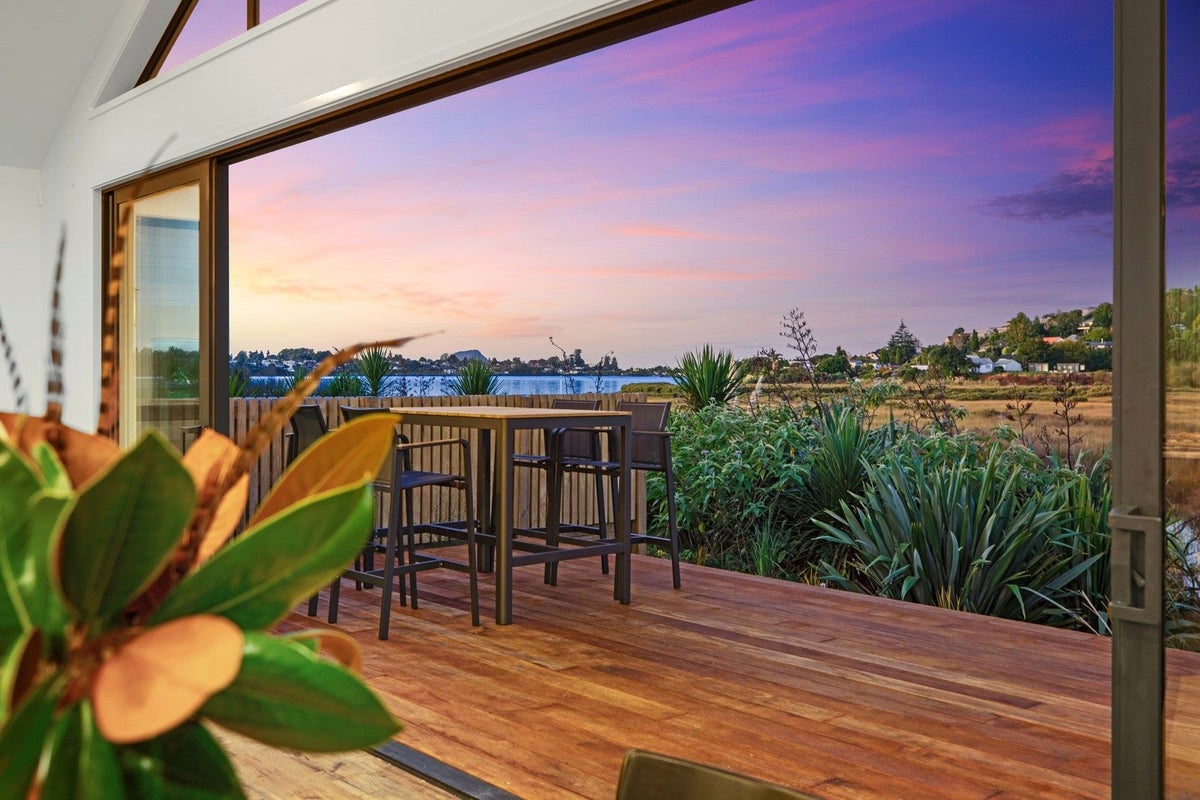 5 Pekapeka Lane, Poike, Tauranga - Carousel 1