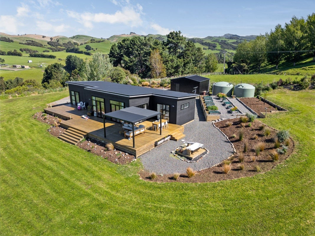 220 Ruakokoputuna Road, Martinborough - Carousel 2