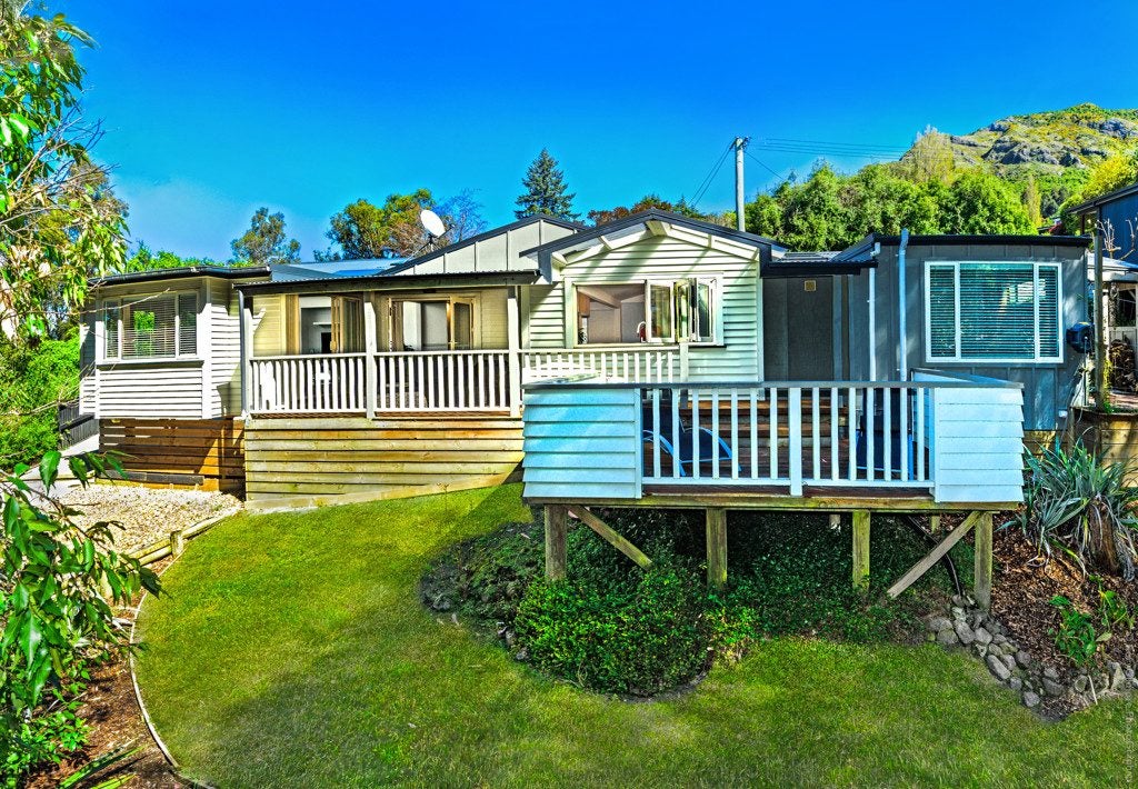 2 Zephyr Terrace, Governors Bay, Lyttelton - Carousel 1