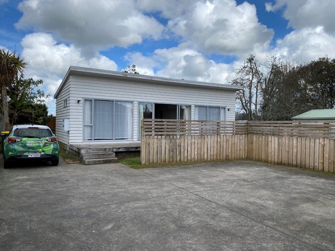 22 Bader Street, Bader, Hamilton - Carousel 1