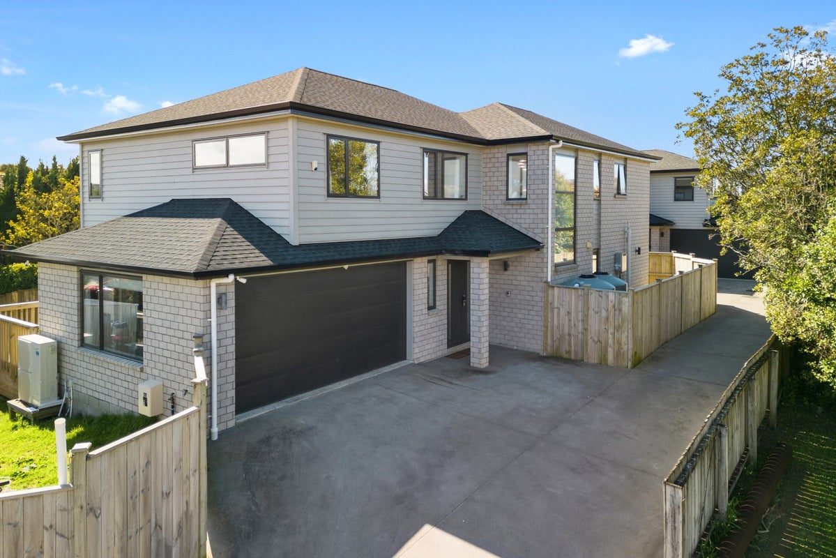 11 Mander Place, Bucklands Beach, Auckland - Carousel 1