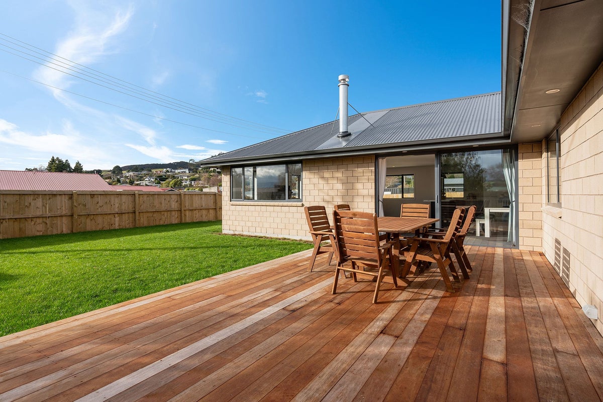 2 Margate Street, Waihola, Milton - Carousel 20