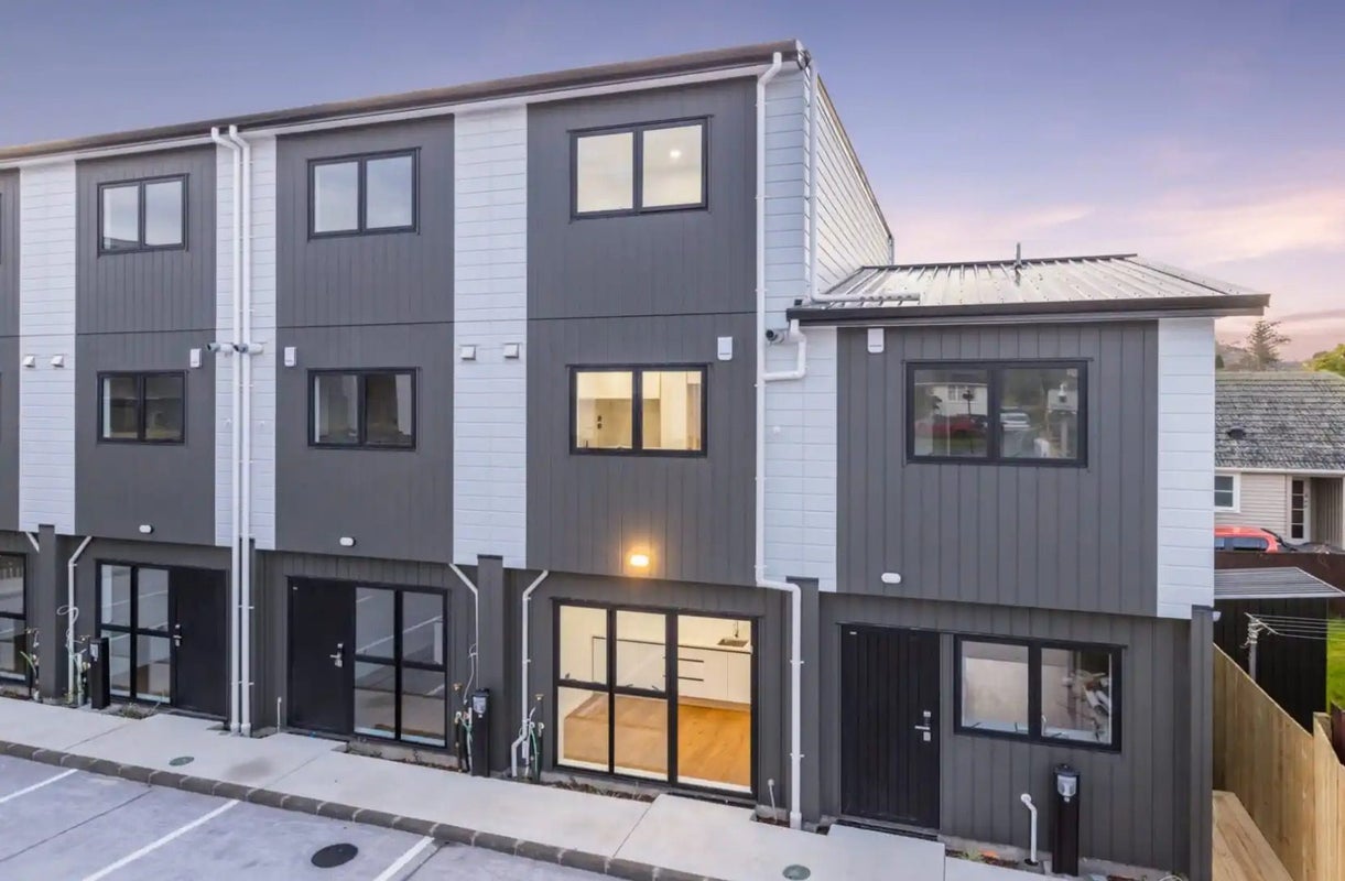4/717 Sandringham Road Extension, Wesley, Auckland - Carousel 1