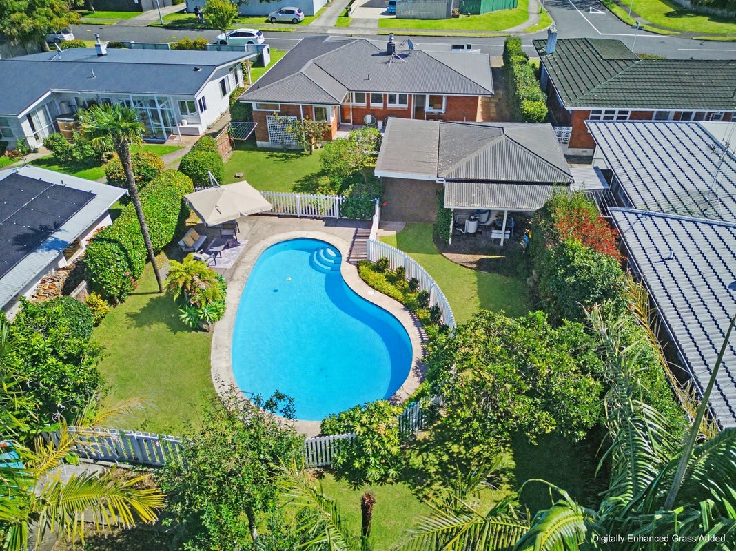 26 Freyberg Street, Otumoetai, Tauranga - Carousel 2