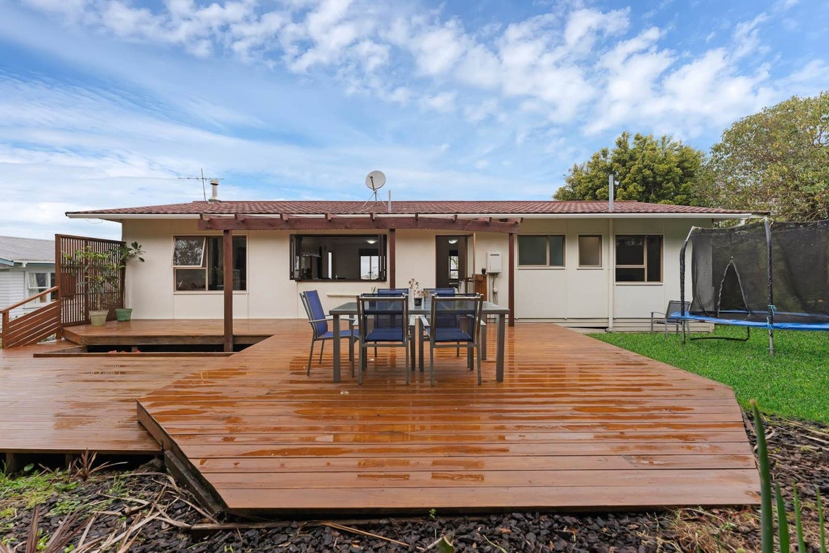 18 Layton Road, Manly, Whangaparaoa - Carousel 1