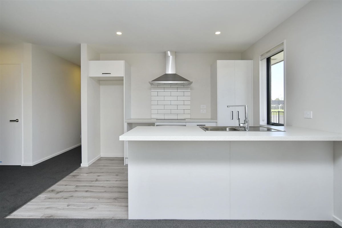 2 Antill Street, Woodend, Woodend - Carousel 2