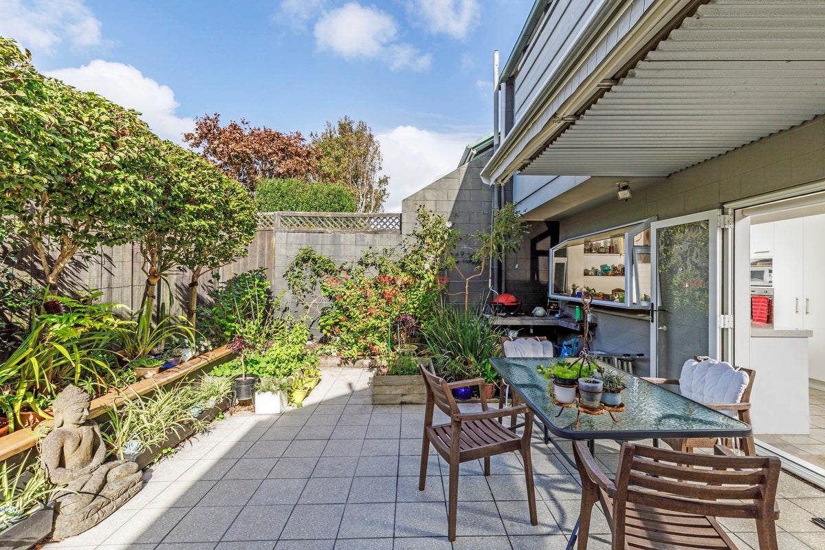 3/44 Stanley Point Road, Stanley Point, Auckland - Carousel 20