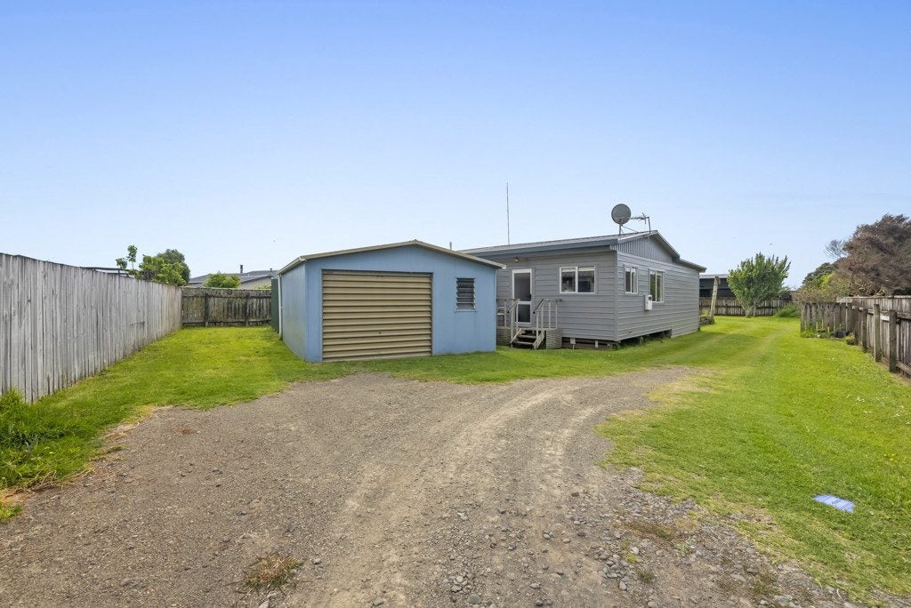 16C Trimble Place, Bell Block, New Plymouth - Carousel 2