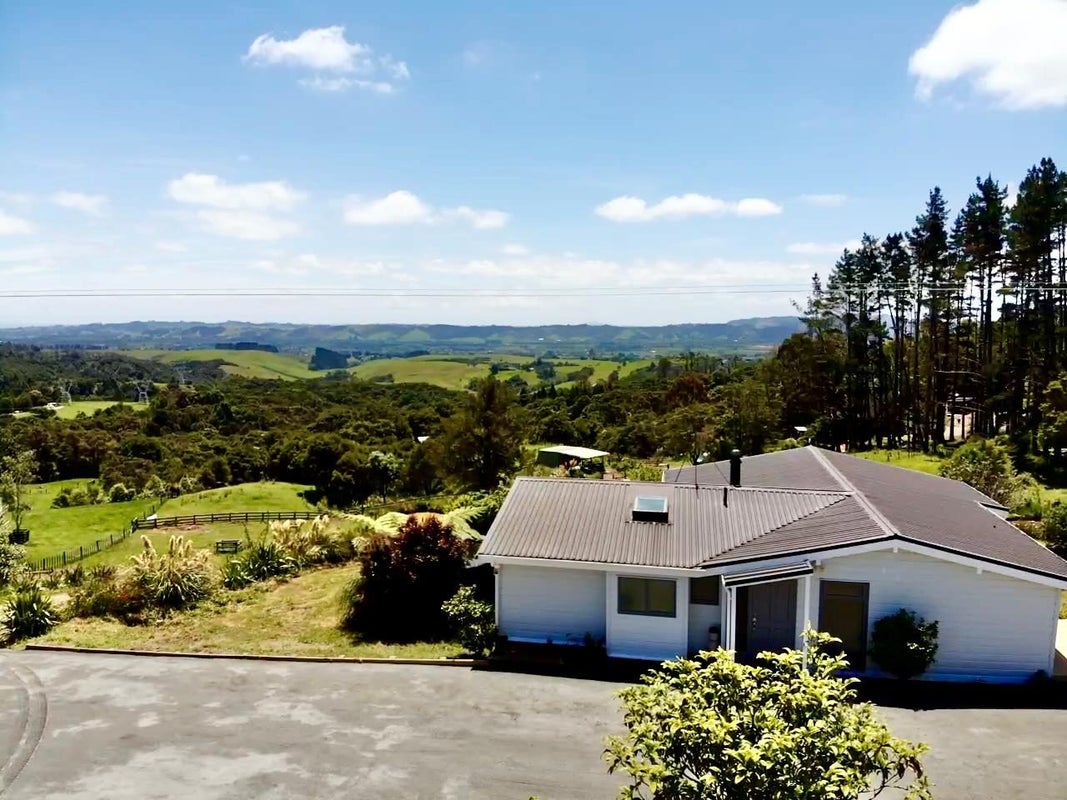 81 Mcgregor Road, Papakura - Carousel 2