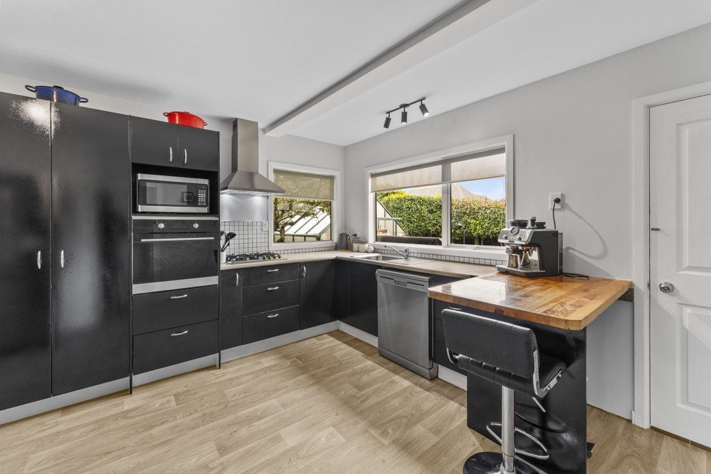 6 Bentley Street, Russley, Christchurch - Carousel 2