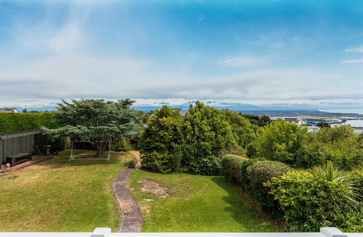 13 Madeley Road, Mount Pleasant, Christchurch - Carousel 22