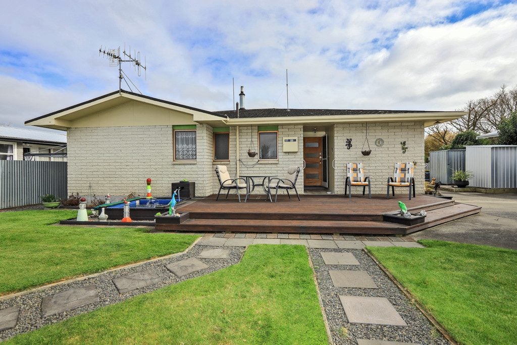 3 Yarmouth Road, Flaxmere, Hastings - Carousel 20