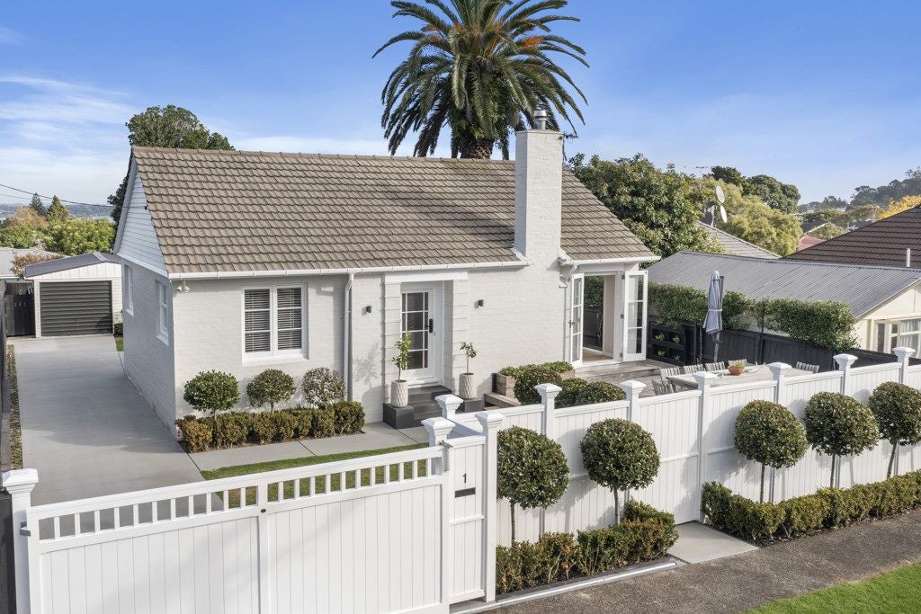 1 Smith Crescent, Onehunga, Auckland - Carousel 1