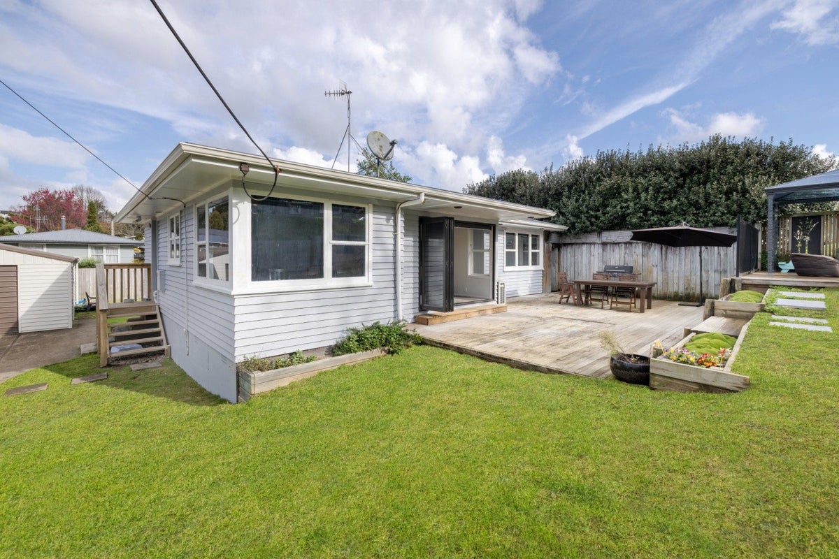 23 Kingswood Road, Brookfield, Tauranga - Carousel 14