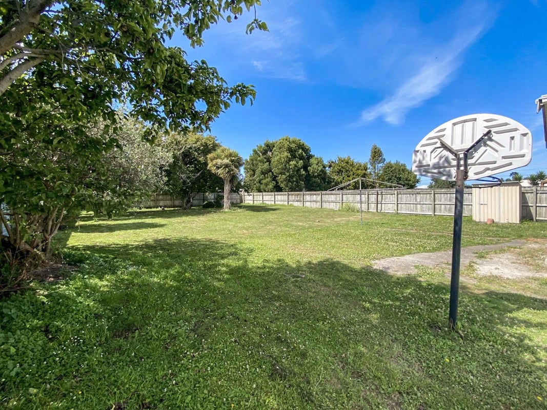 6 Murray Street, Aramoho, Whanganui - Carousel 14
