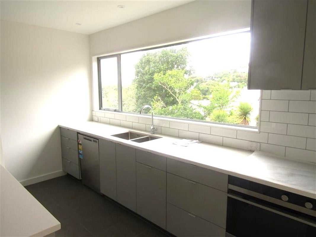 5/38 Makara Road, Karori, Wellington - Carousel 2