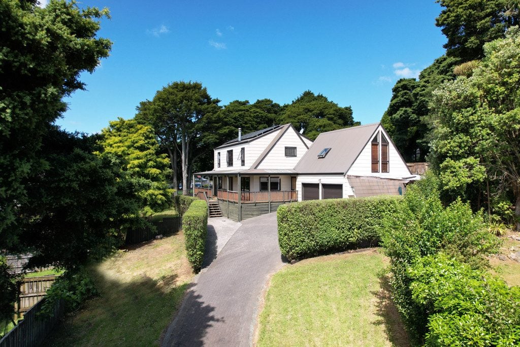 17 Mahoe Glade, Patumahoe, Pukekohe - Carousel 2