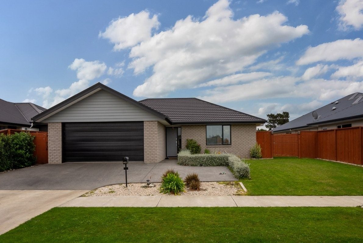 45 Catalina crescent, Burleigh, Blenheim - Carousel 1