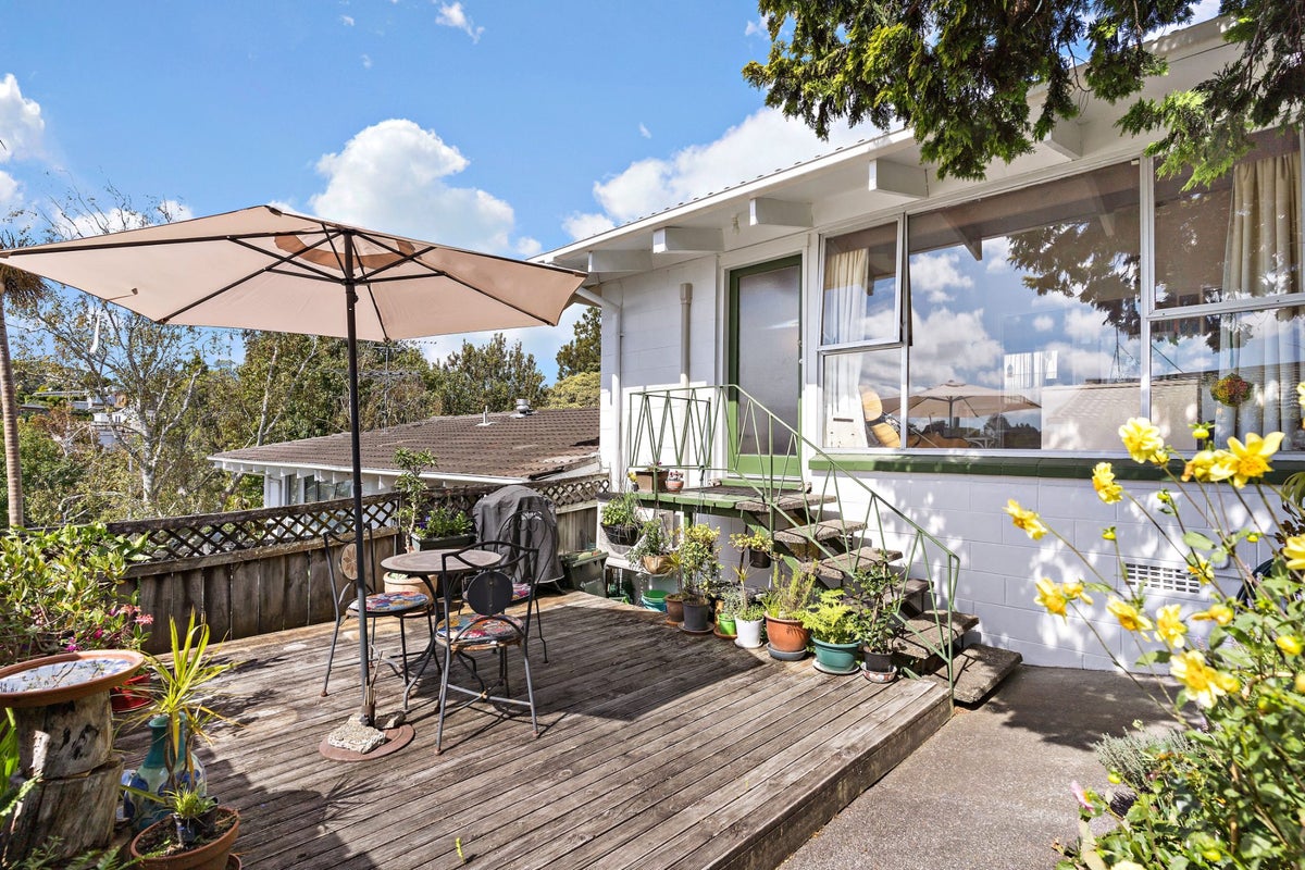 3/14 Don Croot Street, Western Springs, Auckland - Carousel 1