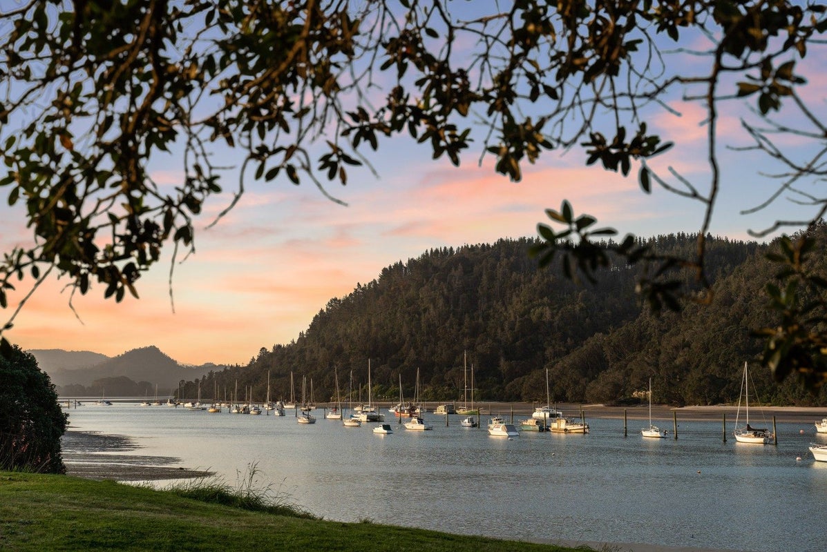101 Beach Road, Whangamata, Whangamata - Carousel 35
