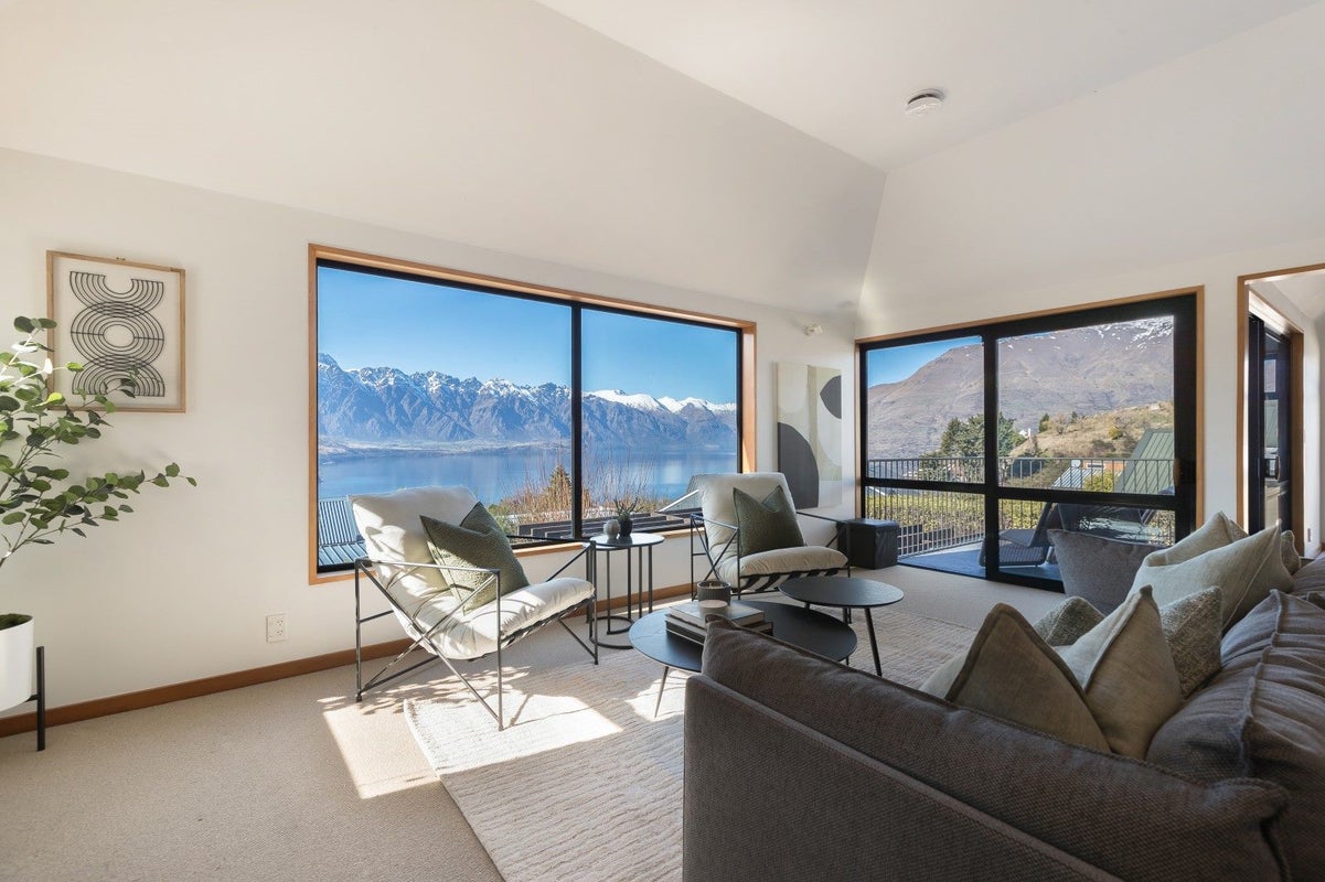 29 Greenstone Place, Fernhill, Queenstown - Carousel 2