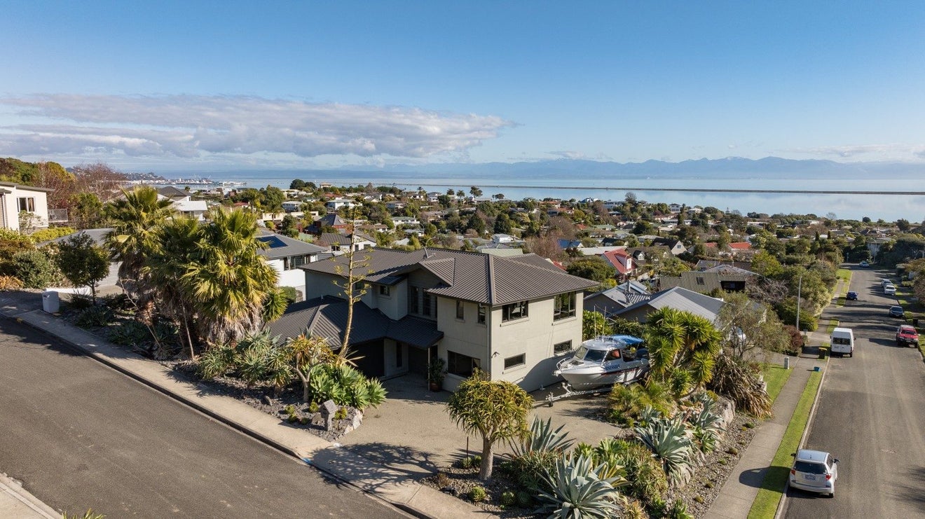 24 Werneth Street, Atawhai, Nelson - Carousel 2