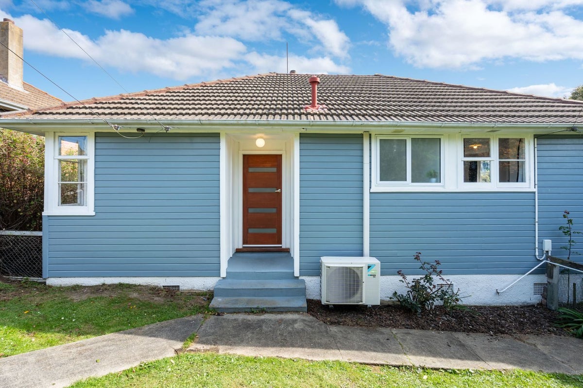 30 Panmure Avenue, Calton Hill, Dunedin - Carousel 2
