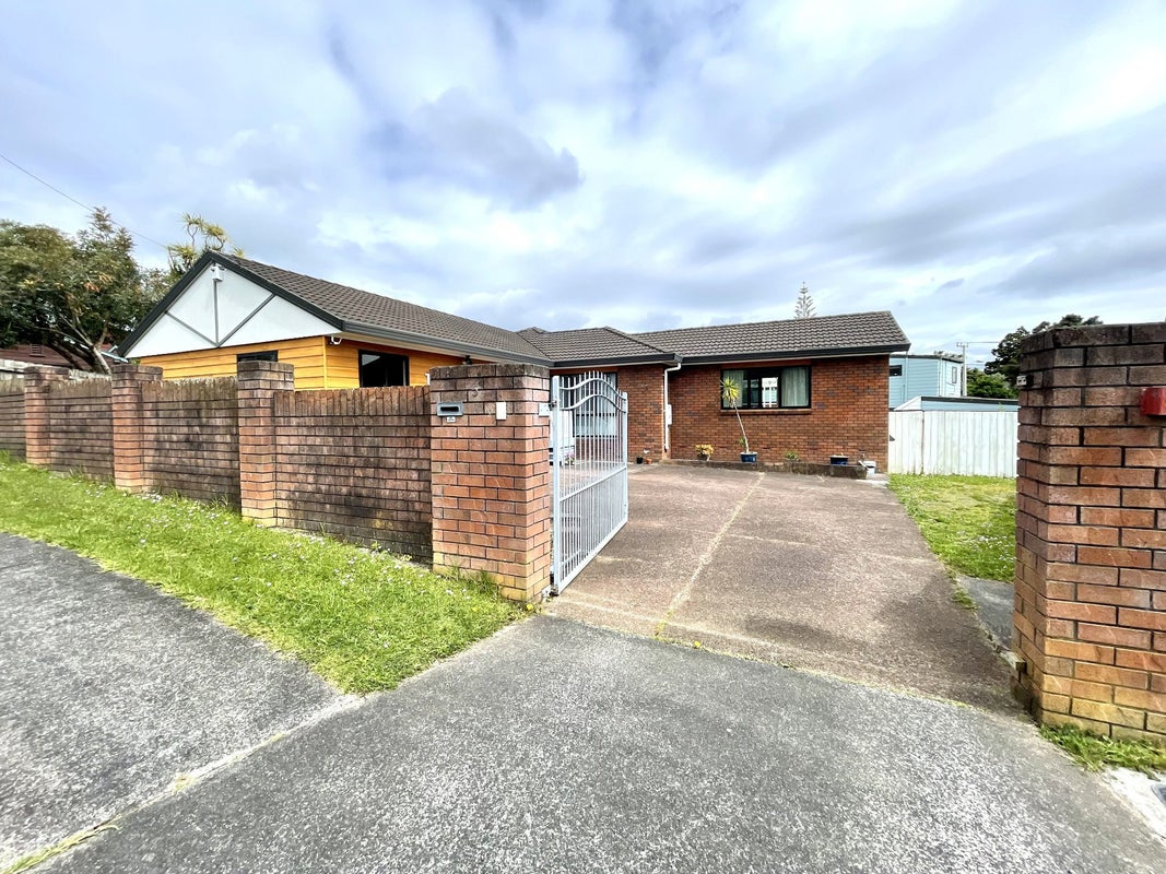 5 Avonleigh Road, Green Bay, Auckland - Carousel 30