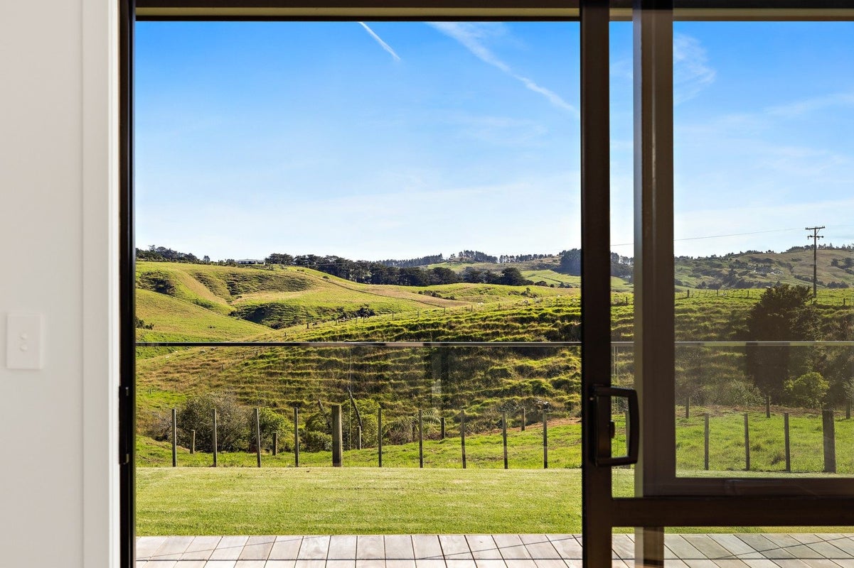 571 Pakiri Road, LEIGH - Carousel 2