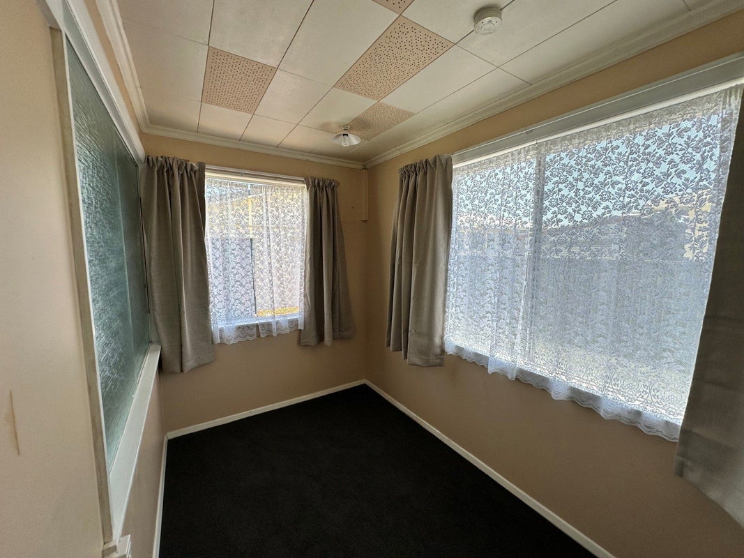 21 Monrad Street, Highbury, Palmerston North - Carousel 2